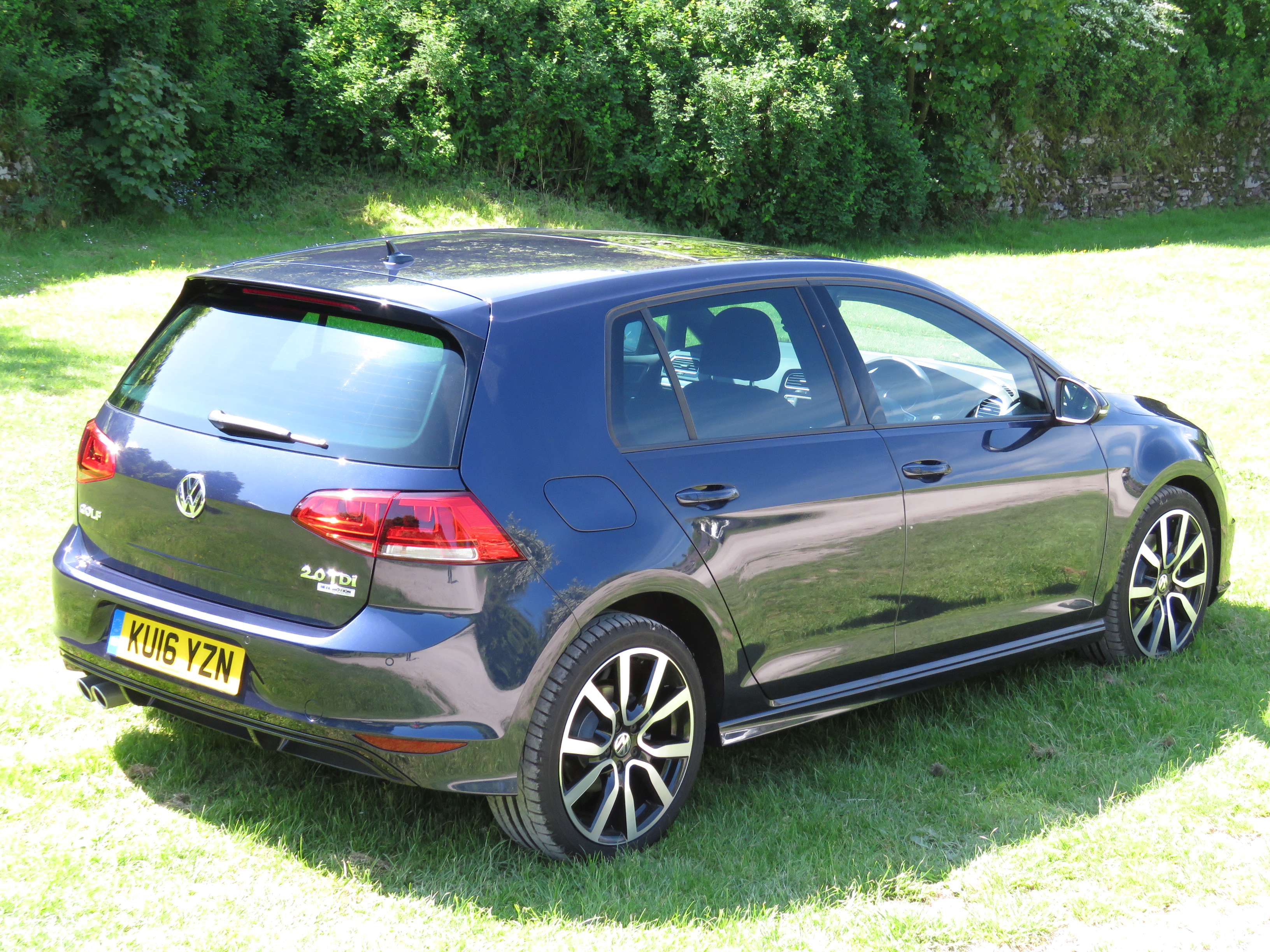 Volkswagen golf r line